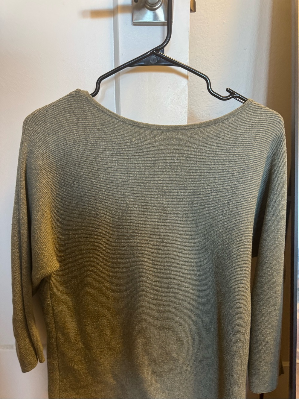 Women's Ribbed Boatneck Sweater in Olive